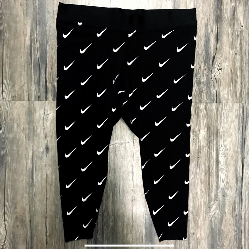 NIKE ALL OVER SWOOSHES LEGGINGS WOMEN'S SZ 3XL